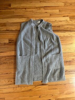 Moth Gray Sleeveless Knit Tunic Vest